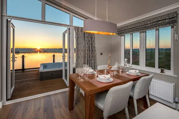 Delamere Lake Sailing and Holiday Park, Delamere Forest