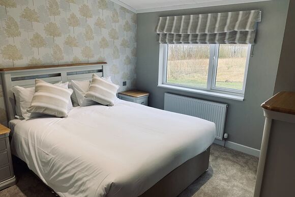 Signature Lodge Hot Tub 8 - Delamere Lake Sailing and Holiday Park, Delamere Forest