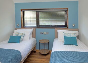 Silver Birch 2 WF Pet - Delamere Forest Lodges, Frodsham