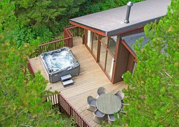 Golden Oak 3 Pet - Delamere Forest Lodges, Frodsham