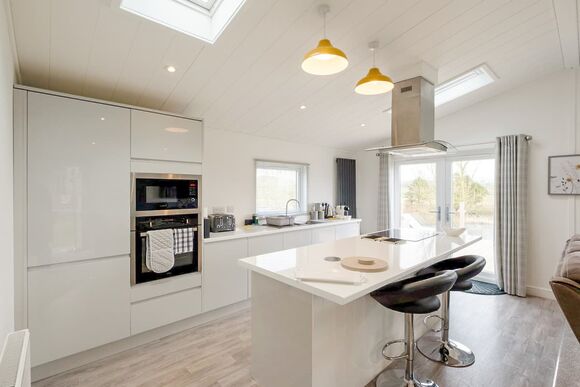 The Lake House - Docker Holiday Park, Carnforth