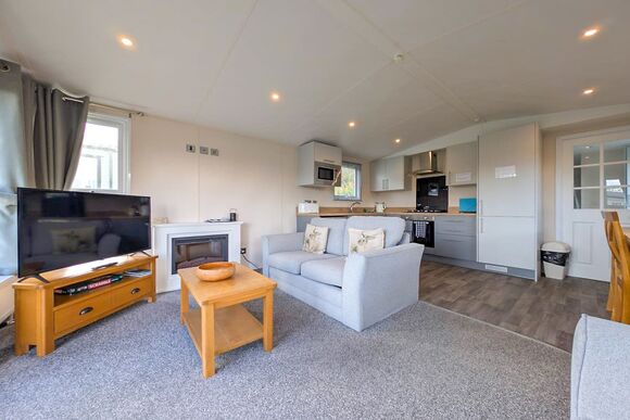 Retreat 21 - Docker Holiday Park, Carnforth