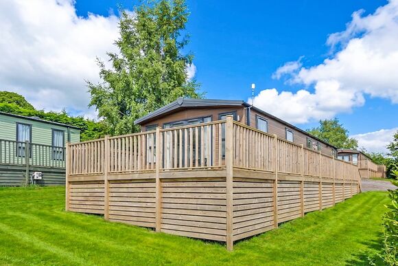 Retreat 21 - Docker Holiday Park, Carnforth