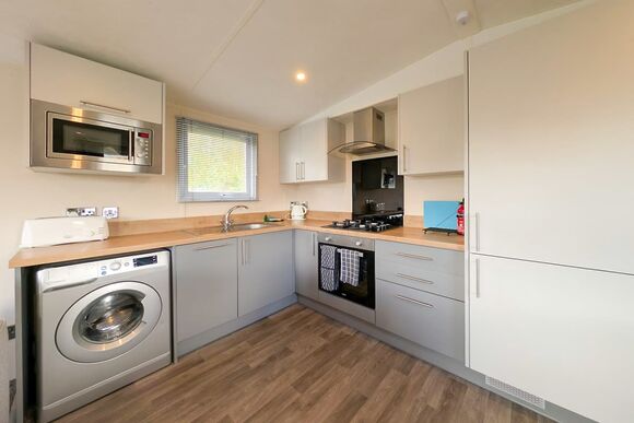 Retreat 21 - Docker Holiday Park, Carnforth