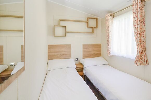 Gold  4 Caravan (Pet) - Dovercourt, Dovercourt 