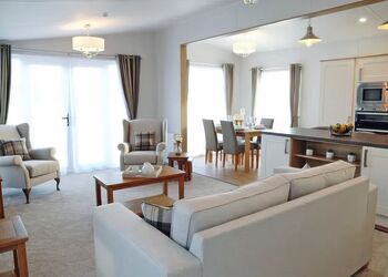 Elite Spa Lodge 2 - Doublebois Lodge Escape, Looe