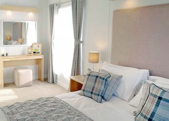 Elite Spa Lodge 2 - Doublebois Lodge Escape, Looe