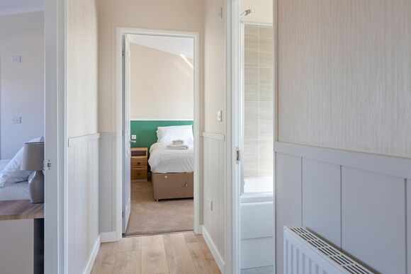 Deluxe 3 Bed Pet, Deluxe 3 Bedroom Lodge, Deluxe Lodge 3 - Doublebois, Liskeard