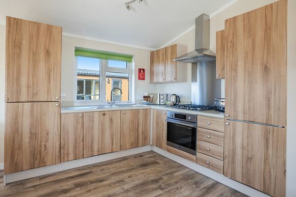 Deluxe 3 Bed Pet, Deluxe Lodge 3, Deluxe 3 Bedroom Lodge - Doublebois, Liskeard