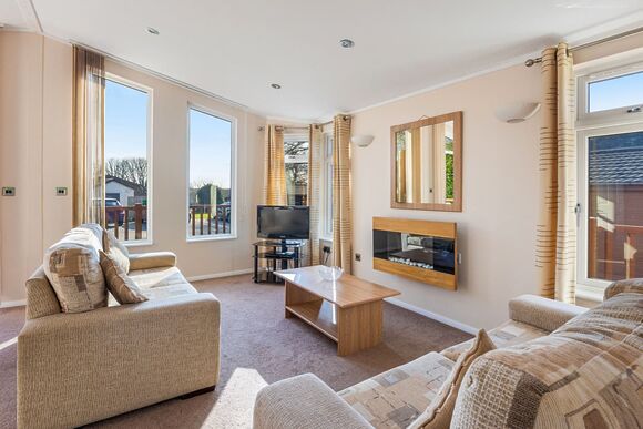 Classic Lodge 2 - Doublebois Lodge Escape, Looe
