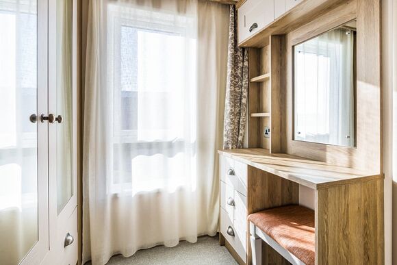 Premier Spa Holiday Home 3 No Pets - Doublebois Lodge Escape, Looe