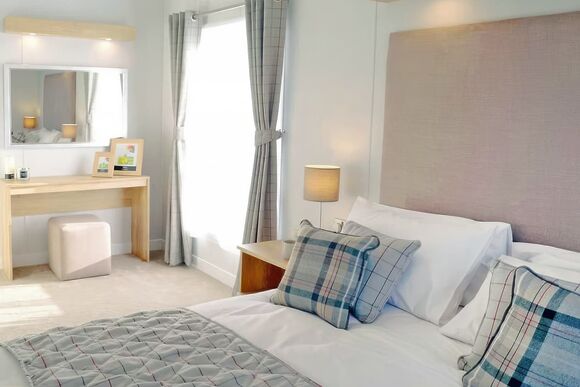 Elite Spa Lodge 2 - Doublebois Lodge Escape, Looe