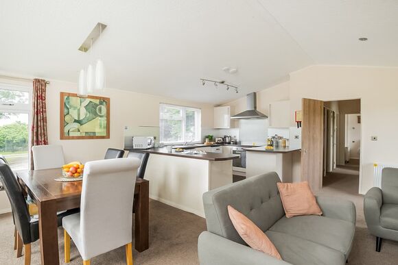 Premier Spa Lodge 3 - Doublebois Lodge Escape, Looe