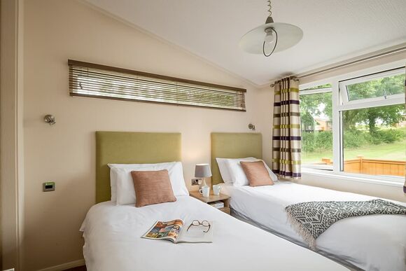 Premier Spa Lodge 3 - Doublebois Lodge Escape, Looe