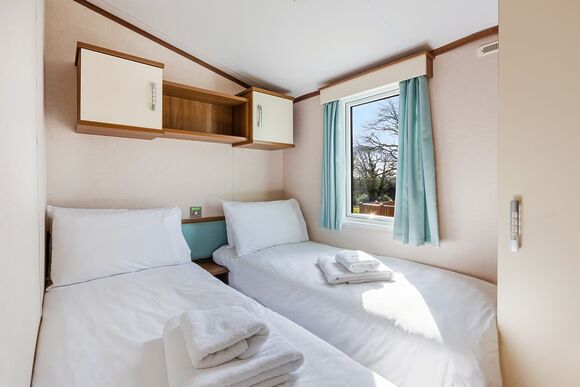 Classic Spa Holiday Home 2 - Doublebois Lodge Escape, Looe