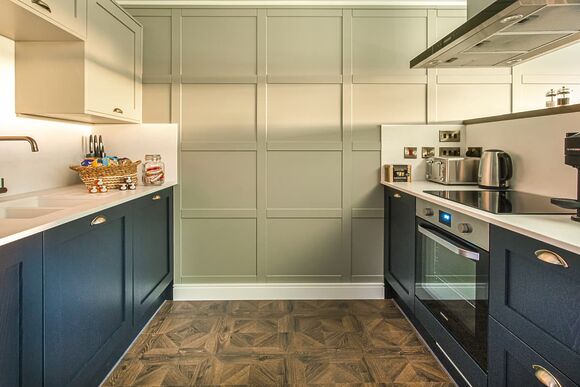 Carricks - Dundonald Lodge Retreat, Troon