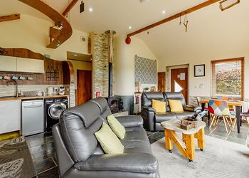Little Owl Lodge - Durham Coastal Lodges, Haswell, Nr Durham