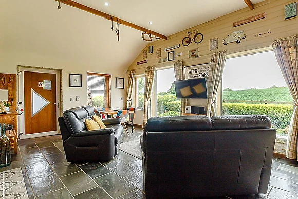 Little Owl Lodge - Durham Coastal Lodges, Haswell, Nr Durham