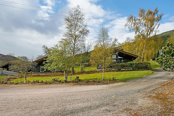 Loch Earn Log Cabin 