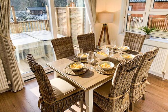 Comfort Plus Lodge 4 - Edgeley Holiday Park, Albury, Guildford