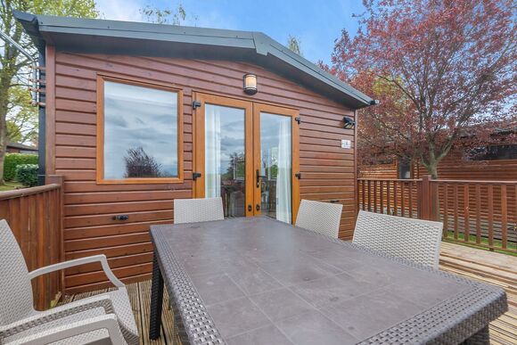 Comfort Holiday Home 4 (Pet) - Edgeley Holiday Park, Albury, Guildford
