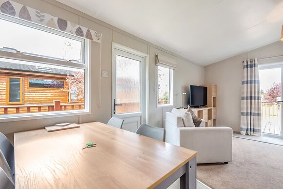 Comfort Holiday Home 4 (Pet) - Edgeley Holiday Park, Albury, Guildford