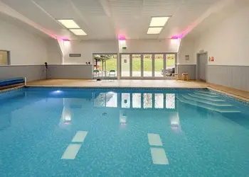 The Emerald, Carnon Downs