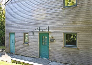 Drift - The Emerald, Carnon Downs