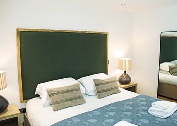 Drift - The Emerald, Carnon Downs