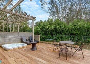 Cedar - The Emerald, Carnon Downs