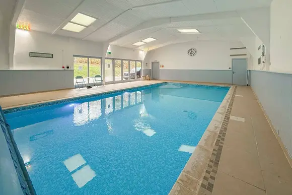 The Emerald, Carnon Downs