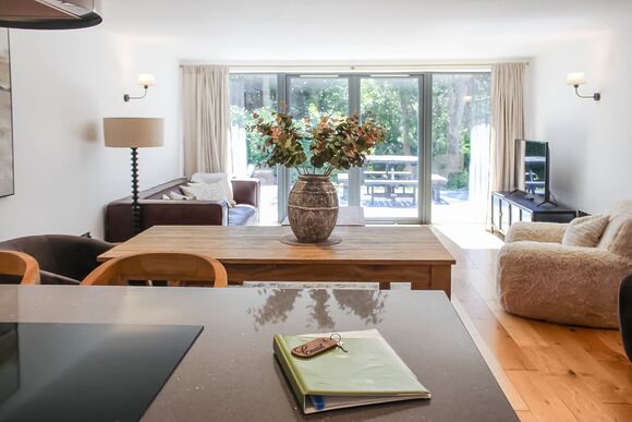 Coast - The Emerald, Carnon Downs