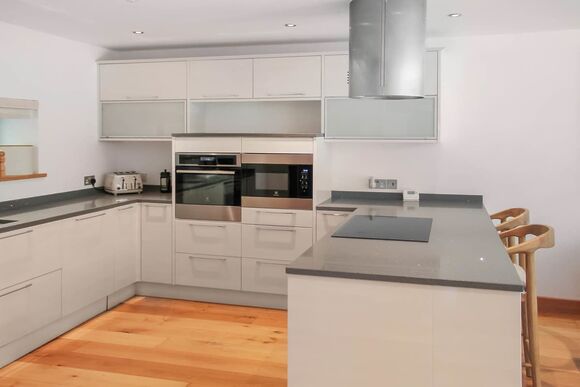 Coast - The Emerald, Carnon Downs