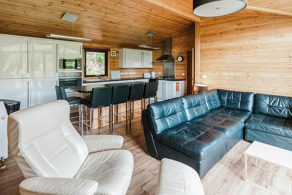 Please note, images are for representational purposes only, individual makes and models may vary 