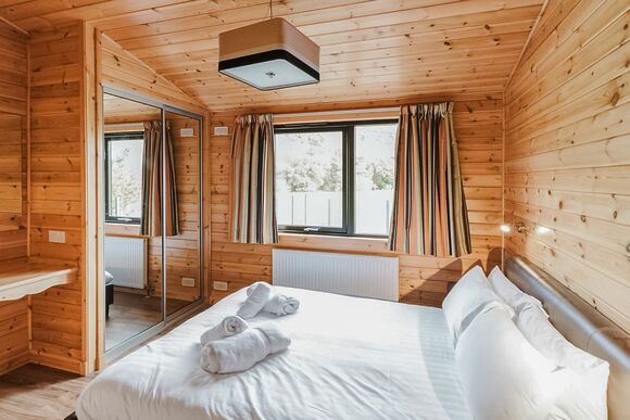 Please note, images are for representational purposes only, individual makes and models may vary 