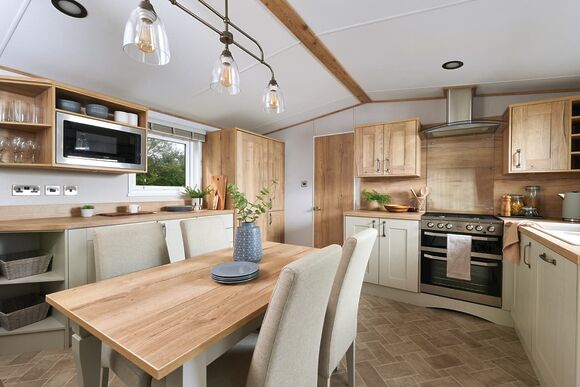 Premium Bluebell Caravan Decking (Sleeps 6, Pet) - Erigmore Holiday Park, Birnam by Dunkeld