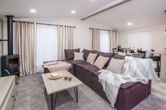 Boutique Lodge 2 - Erigmore Holiday Park, Birnam by Dunkeld