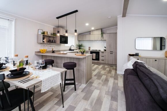 Boutique Lodge 2 - Erigmore Holiday Park, Birnam by Dunkeld