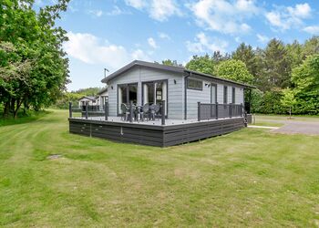 Coggeshall Lodge Pet - The Essex Country Club, Earls Colne, Colchester