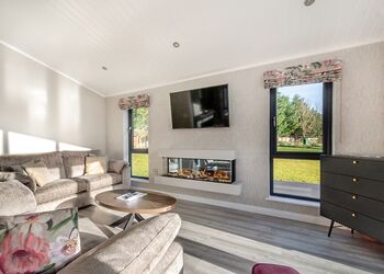 Cygnet Lodge - Faringdon Grange, Faringdon