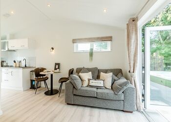 The Willows - Faringdon Grange, Faringdon