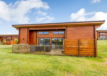 Landrace - Fairview Lodges, Withernsea