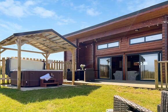 Hampshire Garden - Fairview Lodges, Withernsea