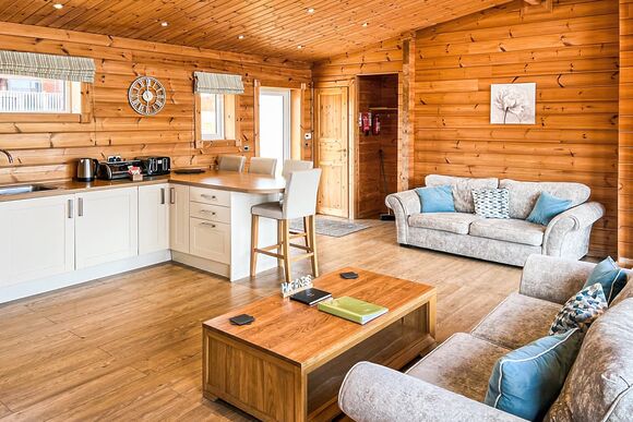 Hampshire Garden - Fairview Lodges, Withernsea