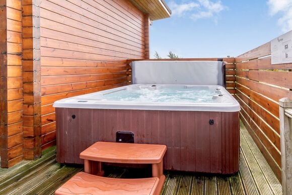 Landrace - Fairview Lodges, Withernsea