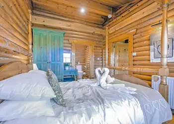 Serenity - Faweather Grange Lodges, Ilkley Moor