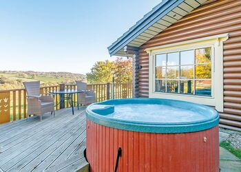 Serenity - Faweather Grange Lodges, Ilkley Moor