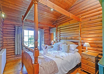 Serenity - Faweather Grange Lodges, Ilkley Moor