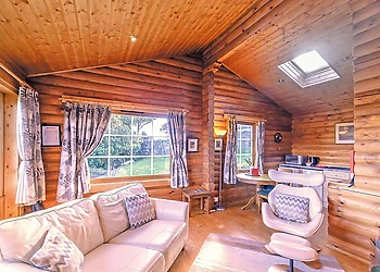 The Lookout - Faweather Grange Lodges, Ilkley Moor