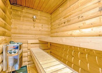 Solitude - Faweather Grange Lodges, Ilkley Moor